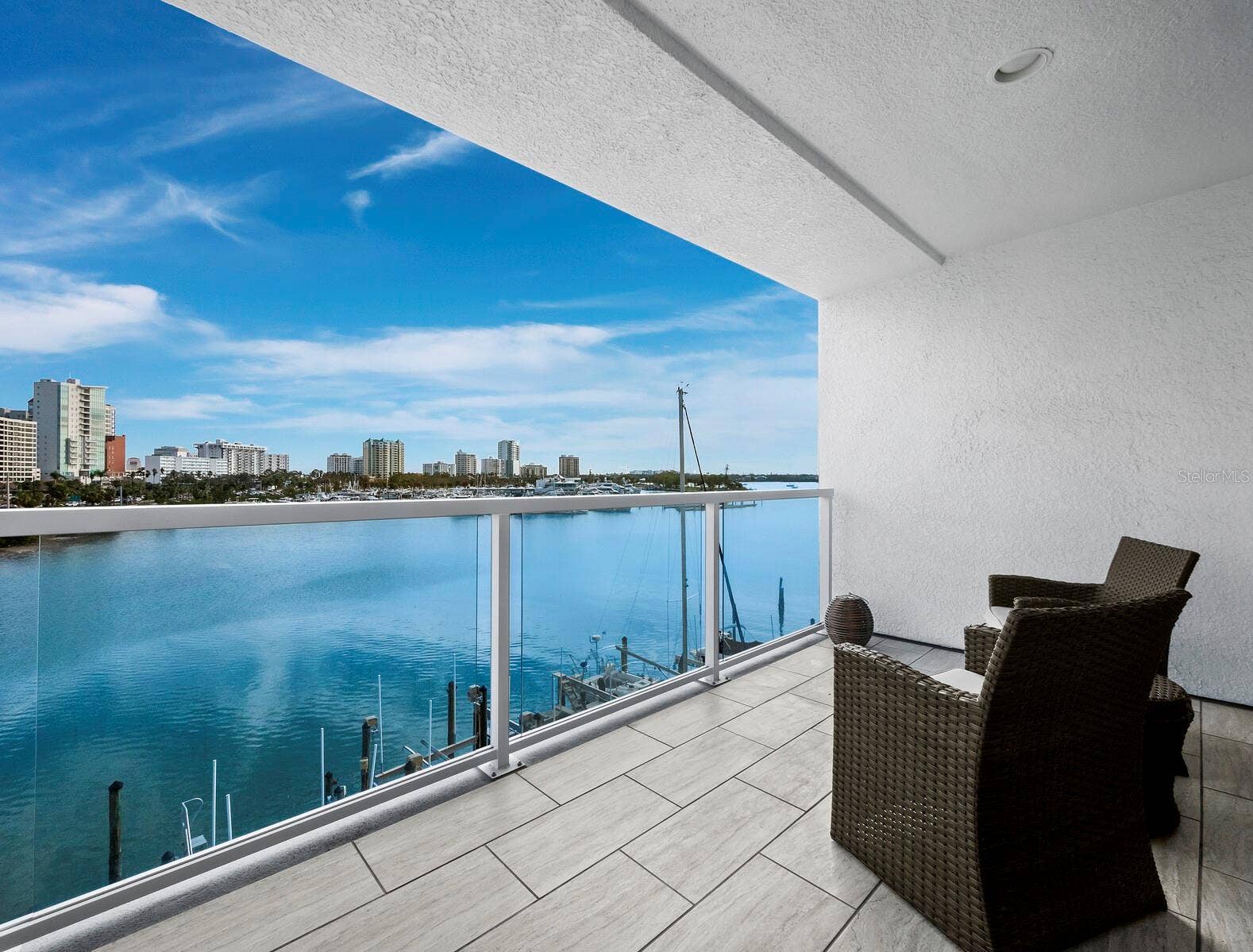 650 GOLDEN GATE POINT, #401, Sarasota, FL 34236 650 GOLDEN GATE POINT, #401, Sarasota, FL 34236