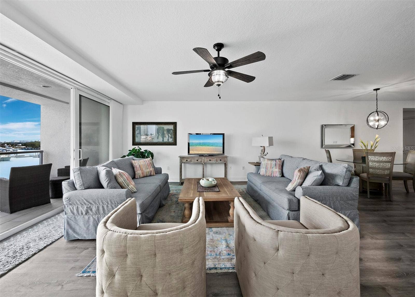 650 GOLDEN GATE POINT, #401, Sarasota, FL 34236 650 GOLDEN GATE POINT, #401, Sarasota, FL 34236