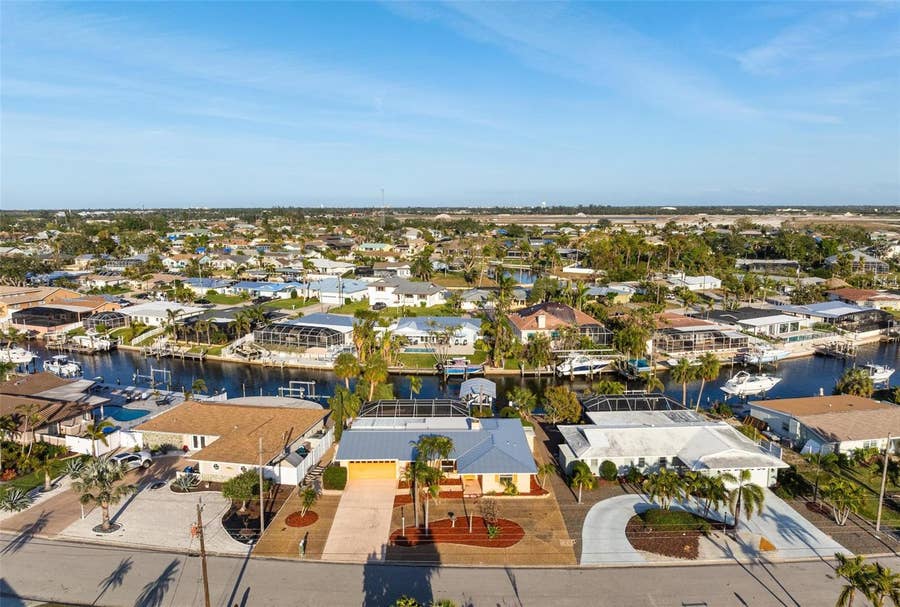 Property photo for 5207 BIMINI DRIVE, Bradenton, FL