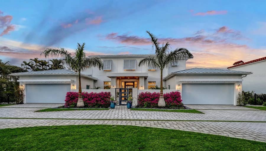 Property photo for 1521 S LAKE SHORE DRIVE, Sarasota, FL