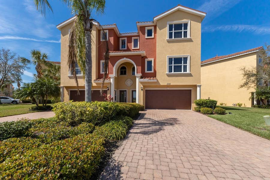 Property photo for 1318 3RD STREET CIRCLE E, Palmetto, FL
