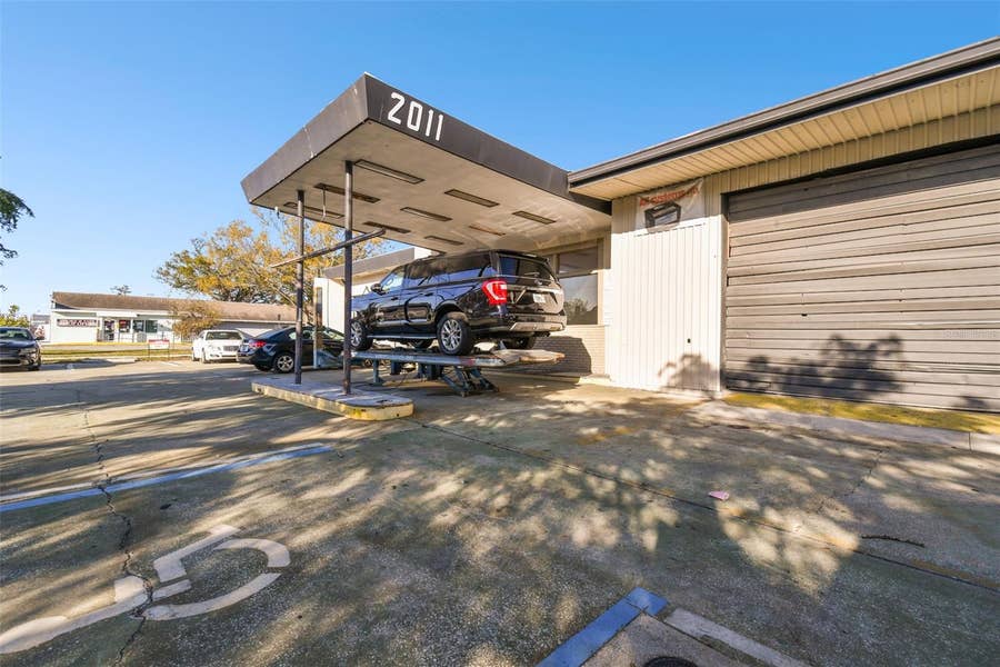 Property photo for 2011 9TH STREET W, Bradenton, FL