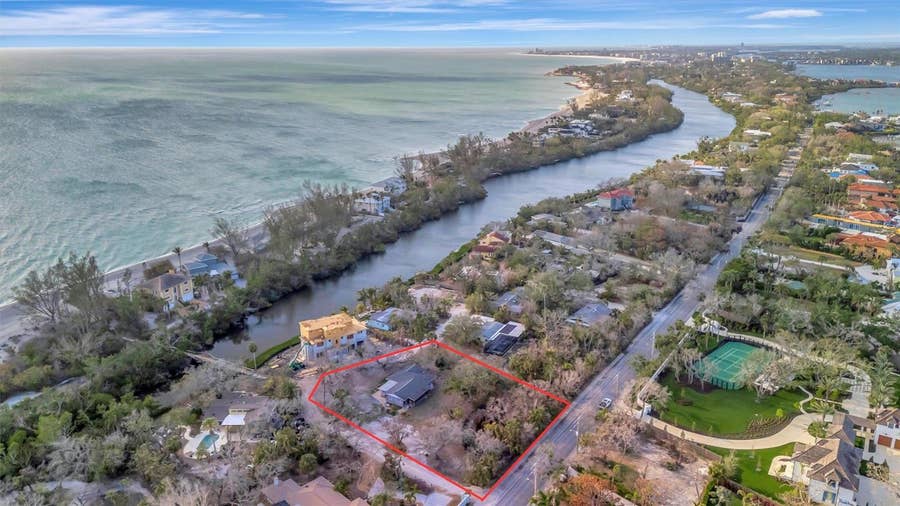 Property photo for 8555 HERON LAGOON CIRCLE, Sarasota, FL