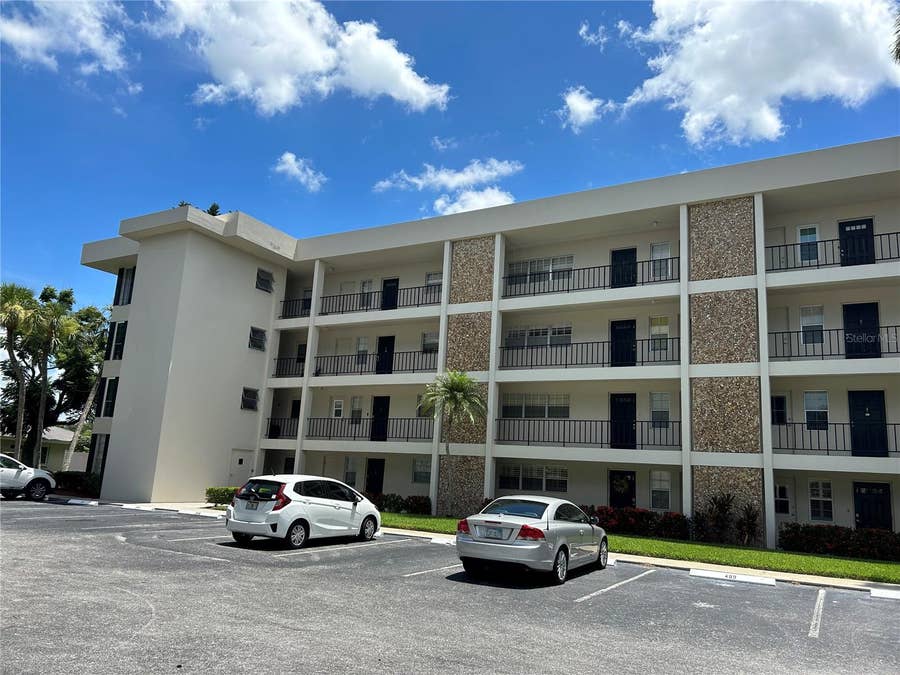 Property photo for 7461 W COUNTRY CLUB DRIVE N, #208, Sarasota, FL
