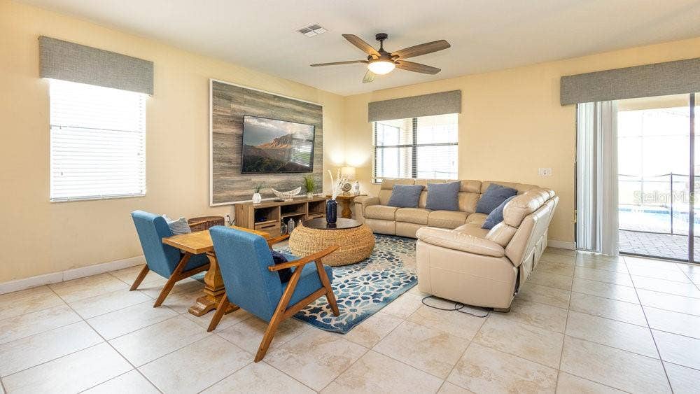1450 ROLLING FAIRWAY DRIVE, Davenport, FL 33896 Living Area