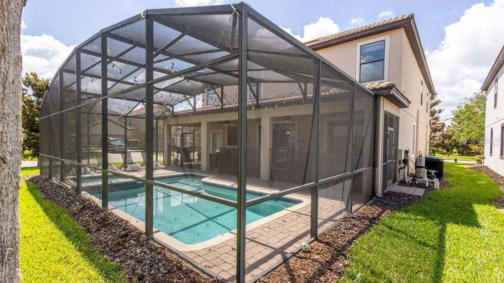 1450 ROLLING FAIRWAY DRIVE, Davenport, FL 33896 Pool Enclosure