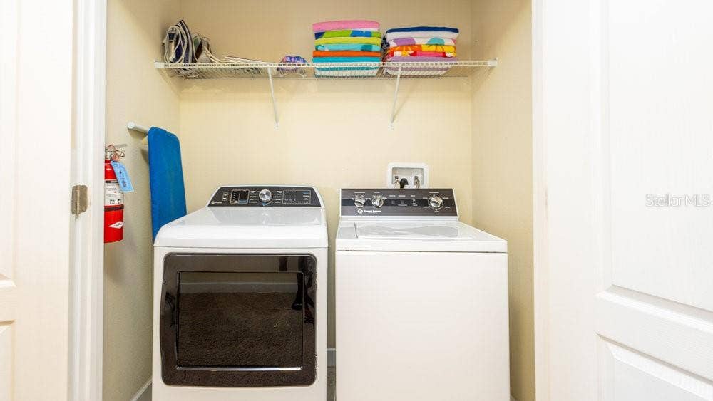 1450 ROLLING FAIRWAY DRIVE, Davenport, FL 33896 Lower Laundry Room (off Front Entry)