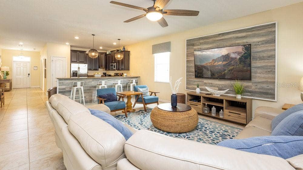 1450 ROLLING FAIRWAY DRIVE, Davenport, FL 33896 Living To Kitchen