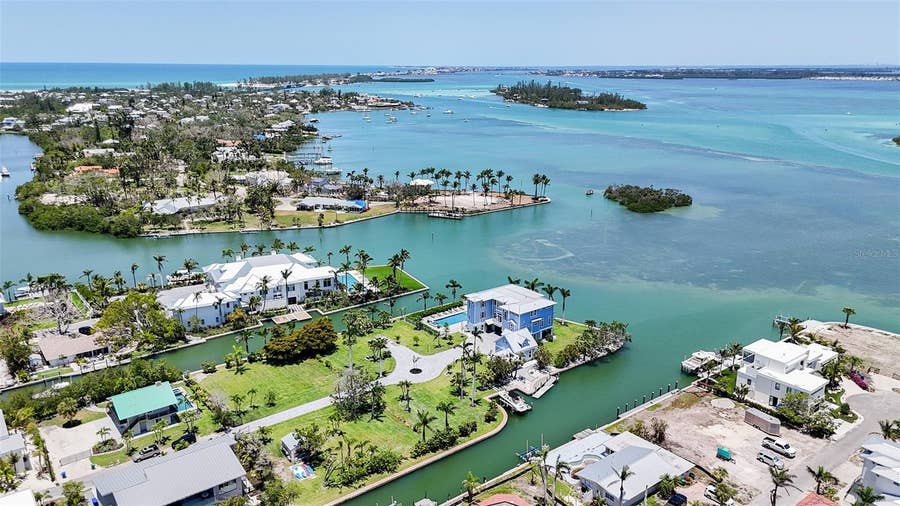 Property photo for 630 DE NARVAEZ DRIVE, Longboat Key, FL