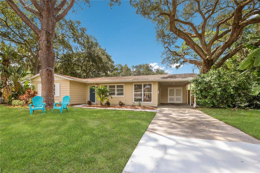 Property photo for 2266 CLEMATIS STREET, Sarasota, FL