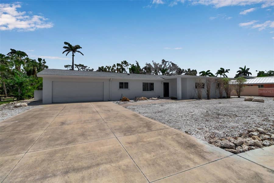 Property photo for 130 N ADAMS DRIVE, Sarasota, FL