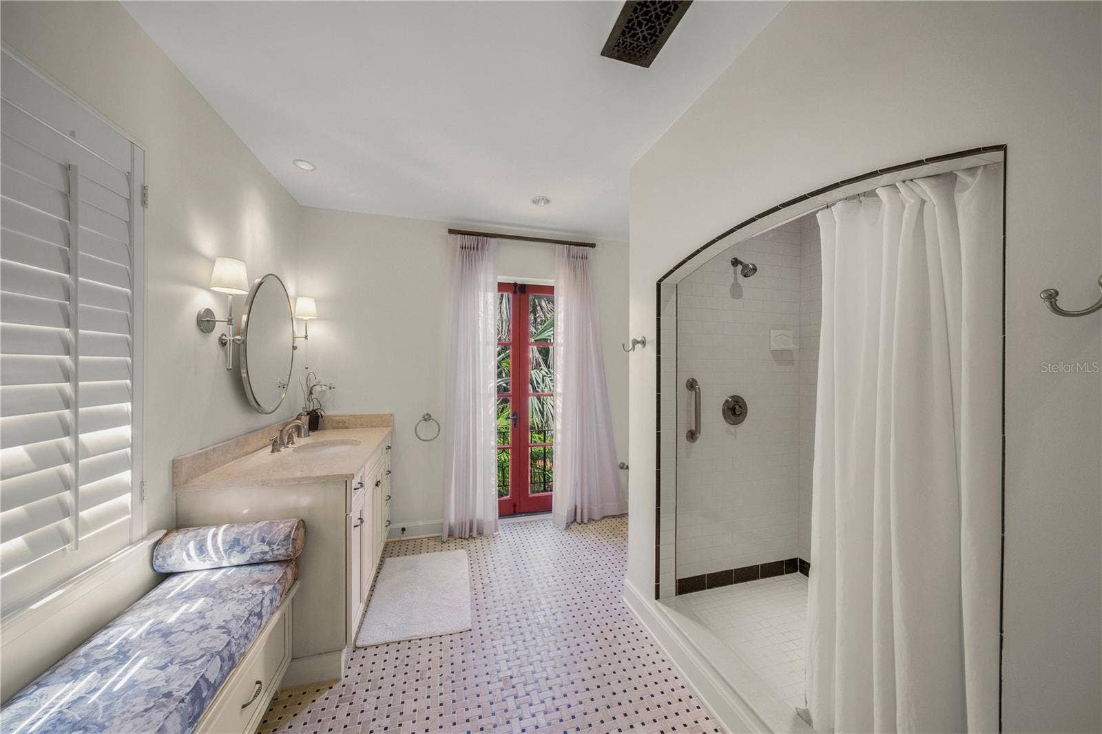 139 S WASHINGTON DRIVE, Sarasota, FL 34236 PRIMARY BATH #2