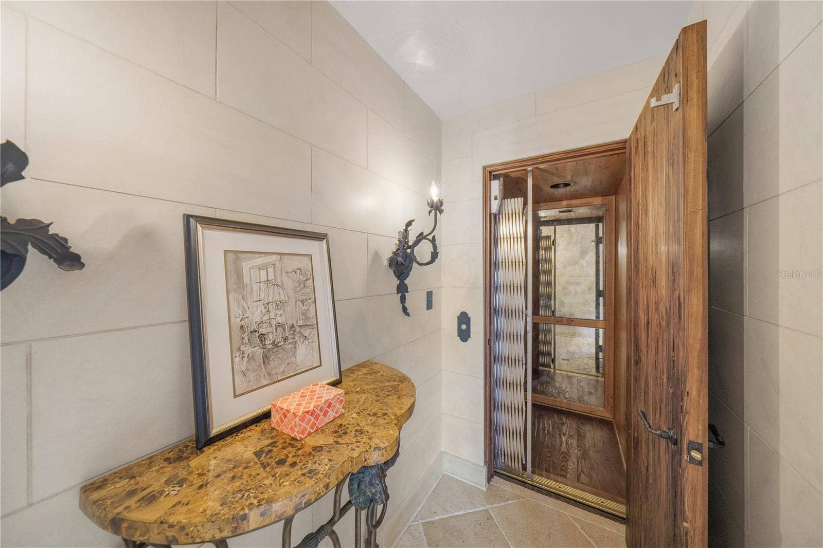139 S WASHINGTON DRIVE, Sarasota, FL 34236 ELEVATOR