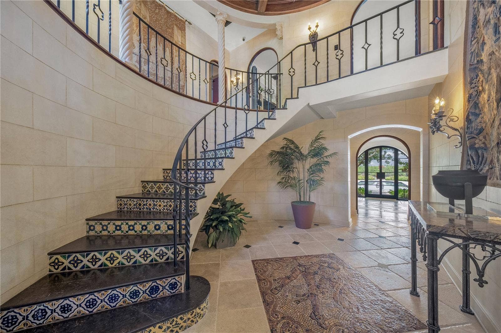 139 S WASHINGTON DRIVE, Sarasota, FL 34236 GRAND STAIRCASE TO THE SECOND FLOOR