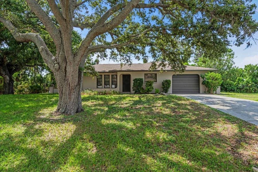 Property photo for 331 BURKE ROAD, Venice, FL