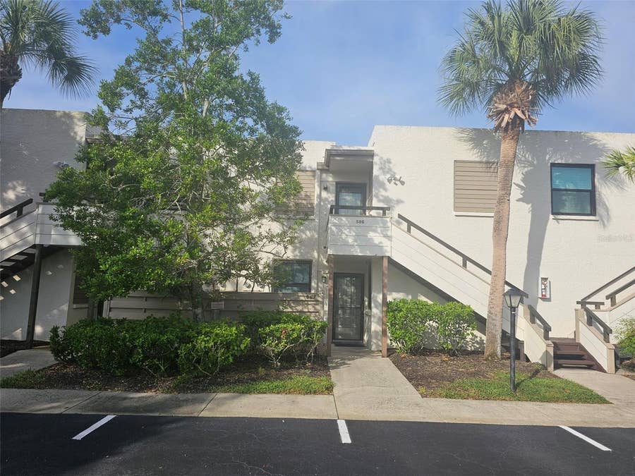 Property photo for 586 LAKESIDE DRIVE, #586, Bradenton, FL
