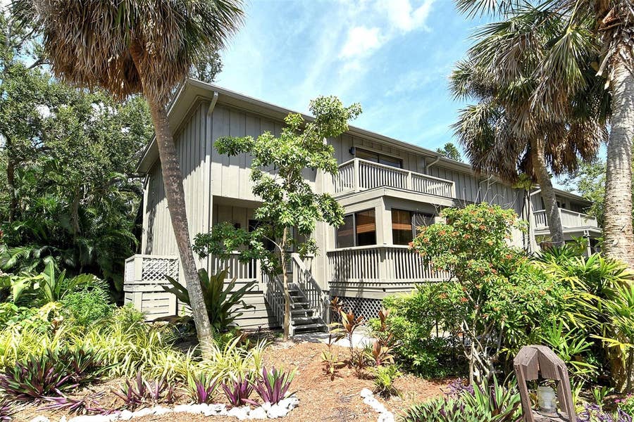 Property photo for 1473 LANDINGS CIRCLE, #44, Sarasota, FL
