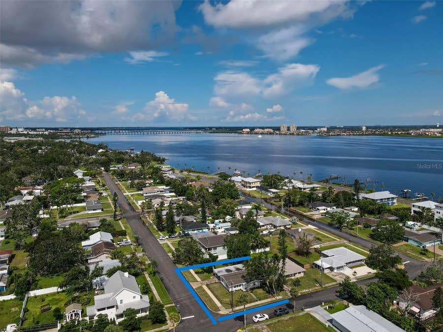Property photo for 102 20TH STREET NE, Bradenton, FL