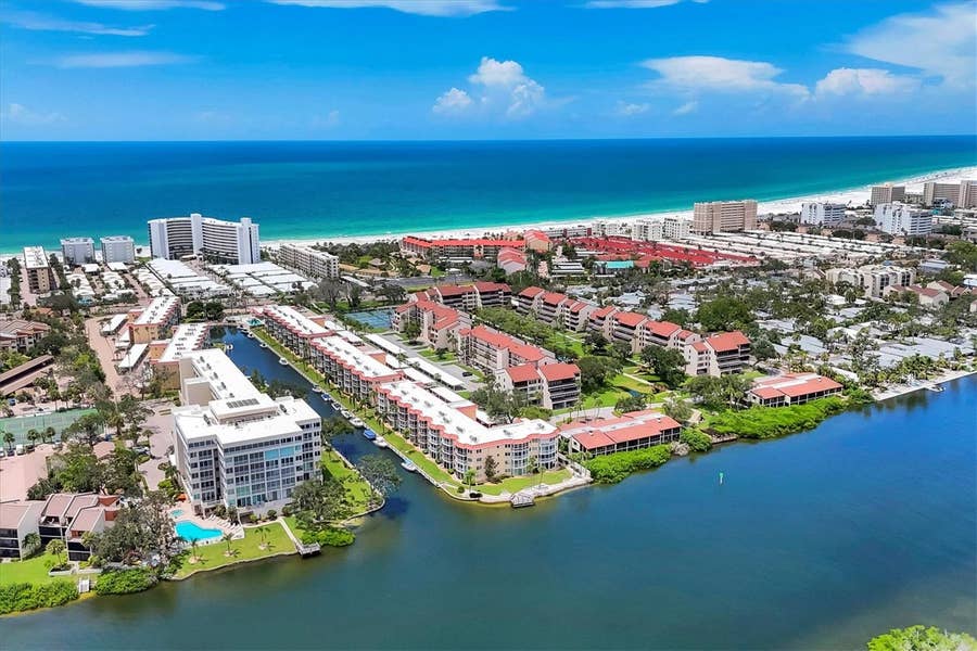 Property photo for 1350 N PORTOFINO DRIVE, #107, Sarasota, FL
