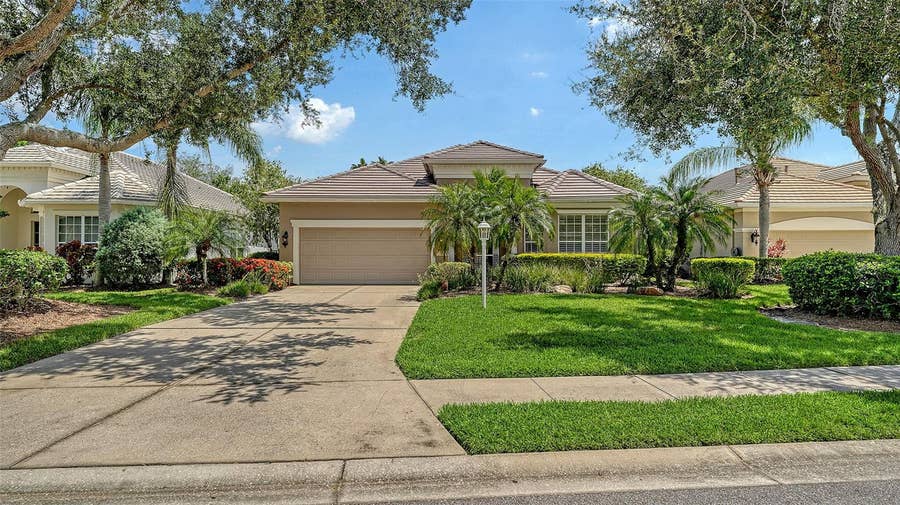 Property photo for 6909 LENNOX PLACE, Bradenton, FL