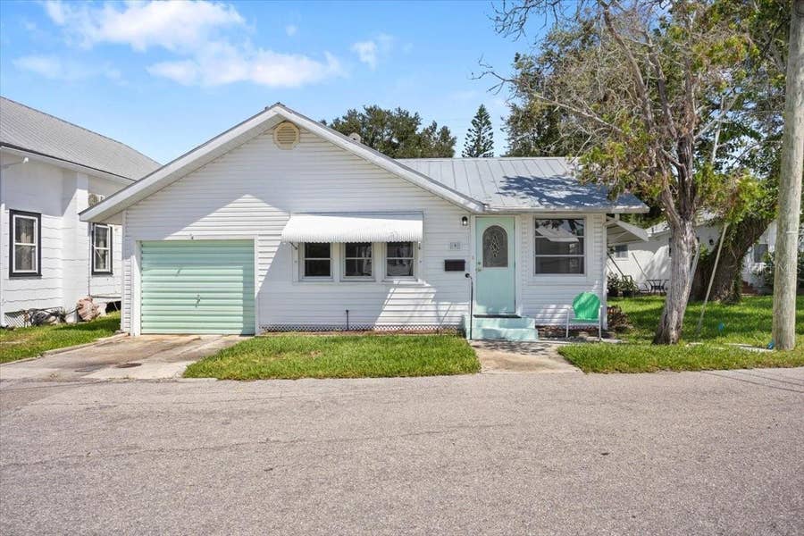 Property photo for 9 SEMINOLE DRIVE, Bradenton, FL