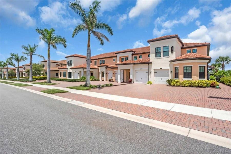 Property photo for 10051 CROOKED CREEK DRIVE, #202, Venice, FL
