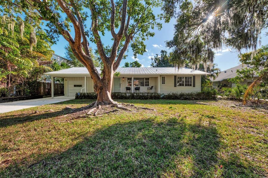 Property photo for 1726 FLOYD STREET, Sarasota, FL