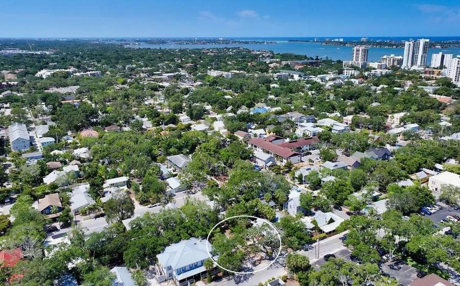 Property photo for 1930 ADAMS LANE, Sarasota, FL