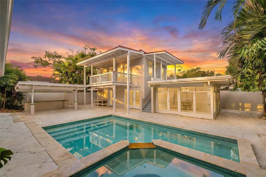Property photo for 860 SNELL ISLE BOULEVARD NE, St Petersburg, FL