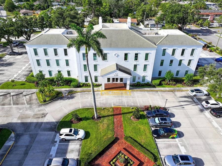 Property photo for 1219 S EAST AVENUE, #3-304, Sarasota, FL