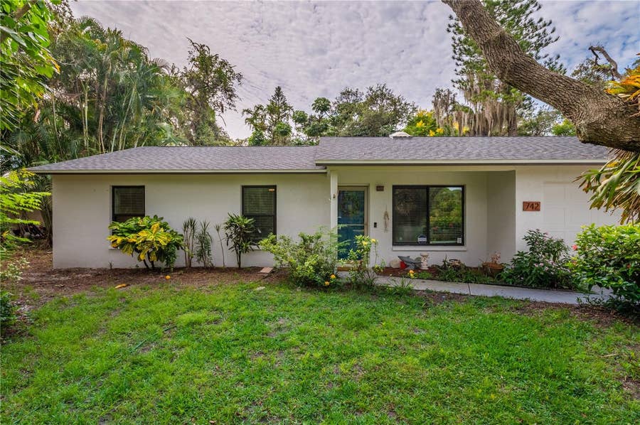 Property photo for 742 HARMS DRIVE, Osprey, FL