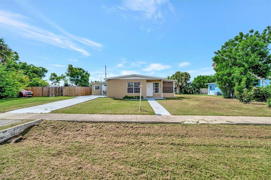Property photo for 7959 HYDE PARK AVENUE, North Port, FL