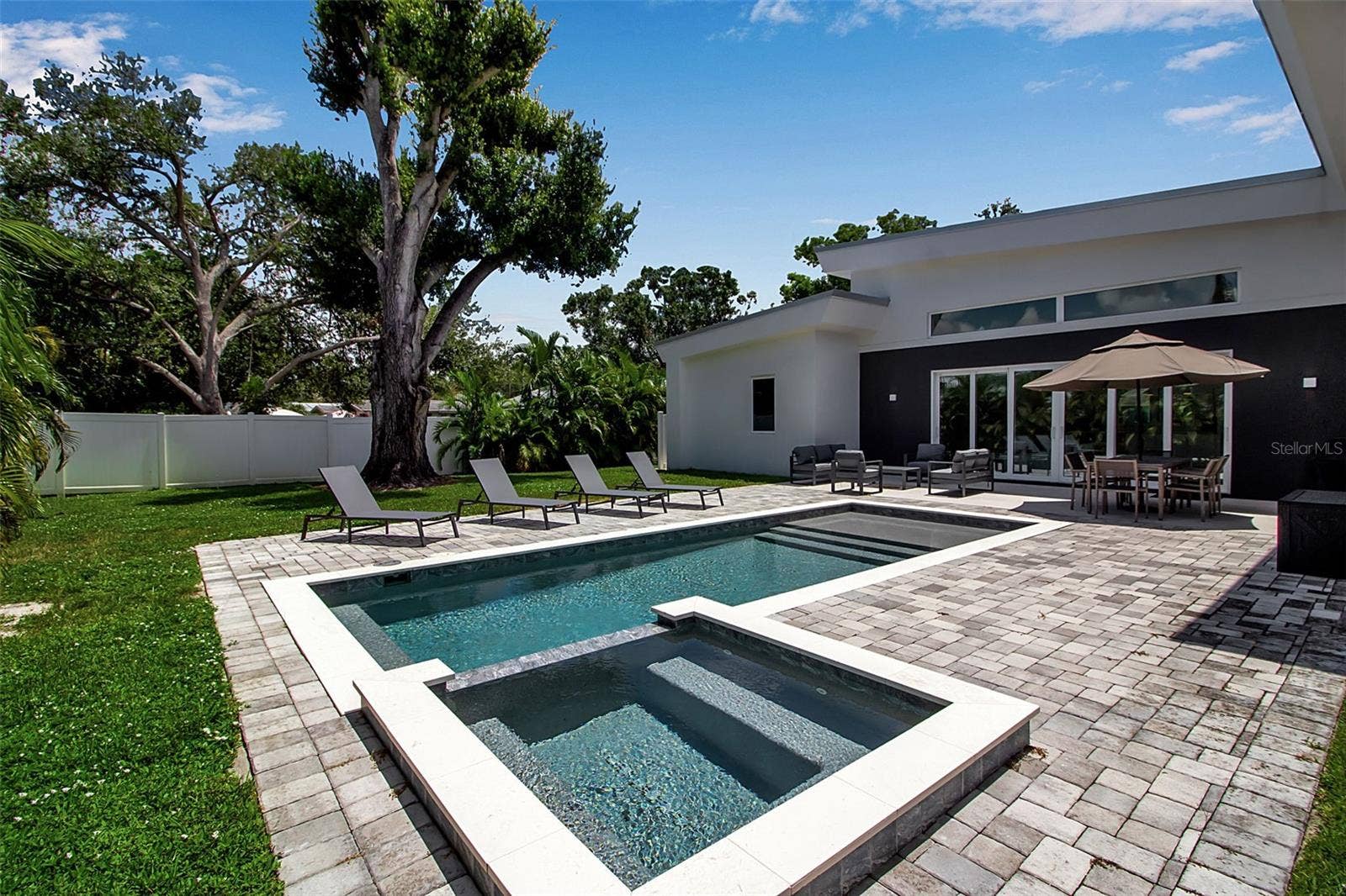 2231 WOOD STREET, Sarasota, FL 34237 2231 WOOD STREET, Sarasota, FL 34237