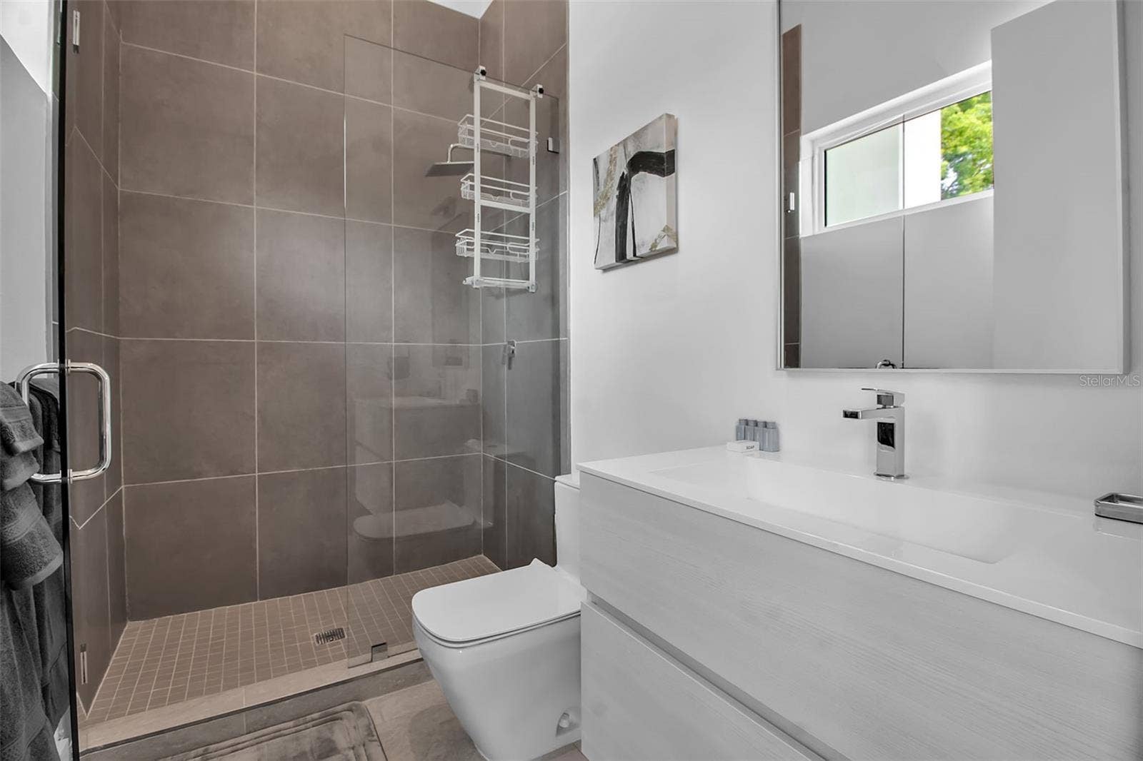2231 WOOD STREET, Sarasota, FL 34237 Bathroom 3