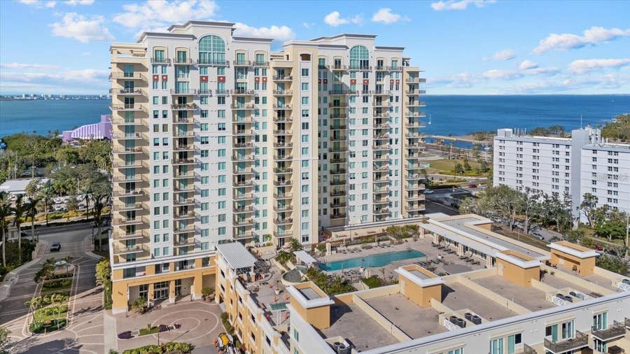 Property photo for 800 N TAMIAMI TRAIL, #1502, Sarasota, FL