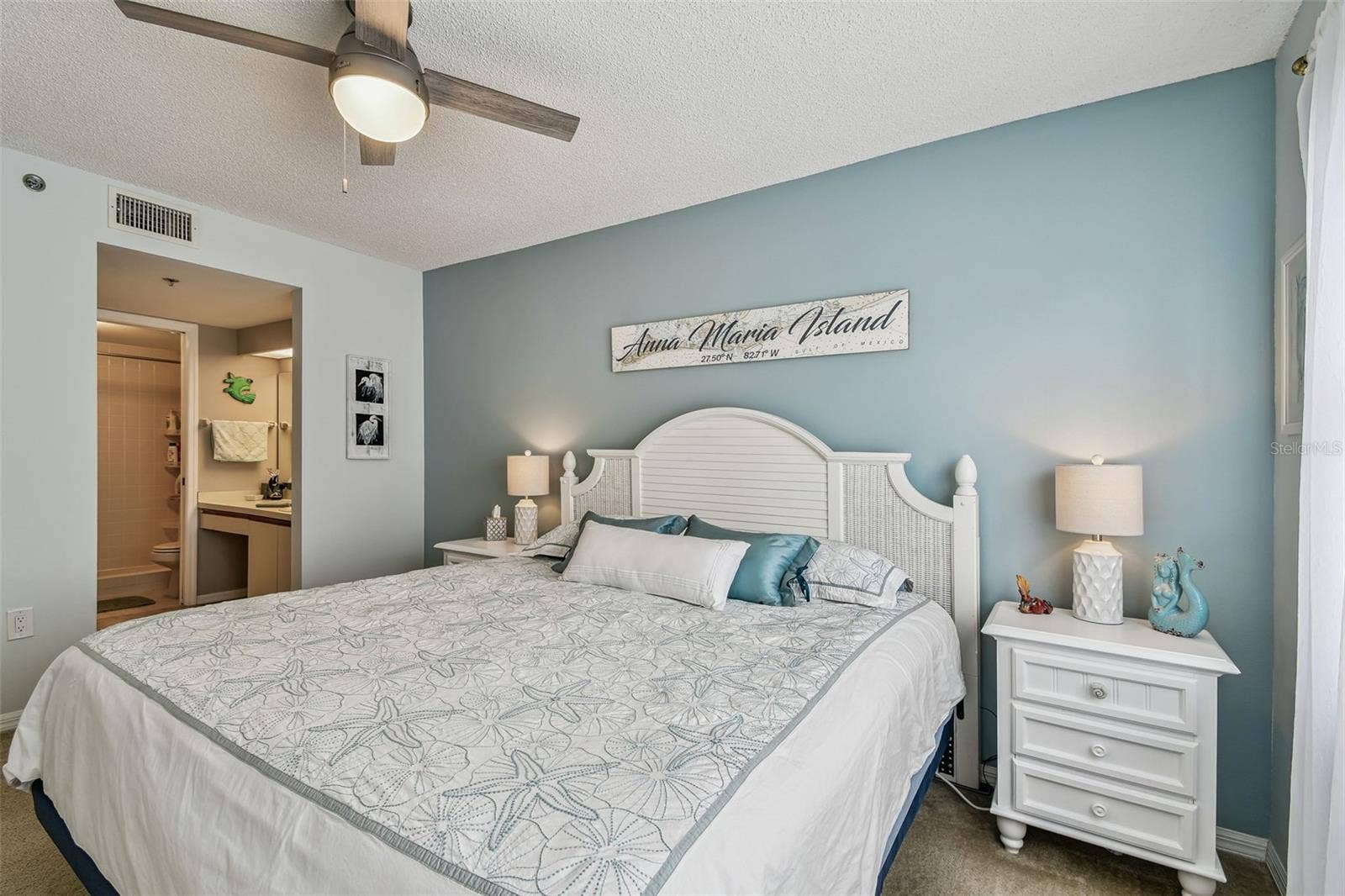 7301 29TH AVE DR W, #202, Bradenton, FL 34209