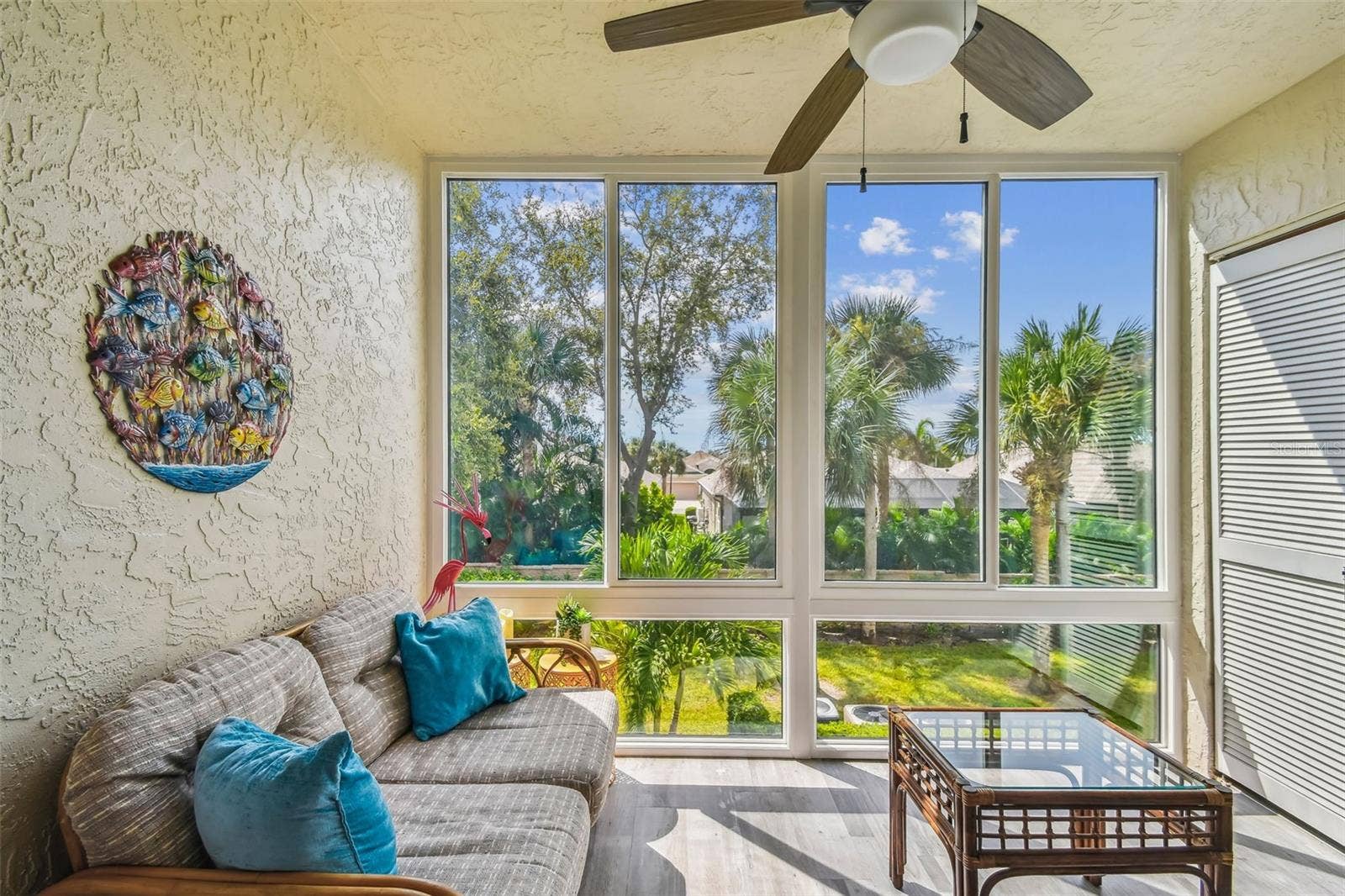 7301 29TH AVE DR W, #202, Bradenton, FL 34209
