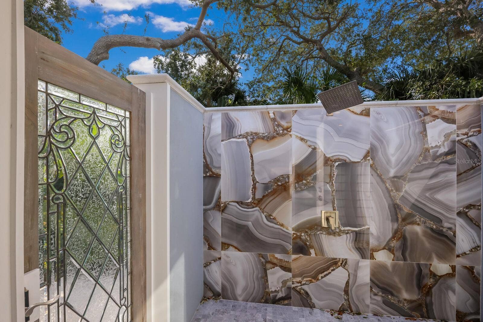 1253 N BASIN LANE, Sarasota, FL 34242 1253 N BASIN LANE, Sarasota, FL 34242