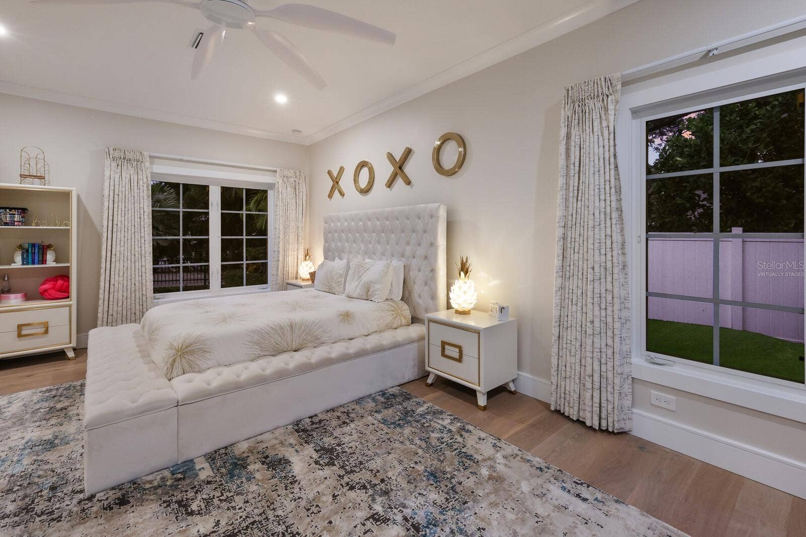 1253 N BASIN LANE, Sarasota, FL 34242 Virtually Staged