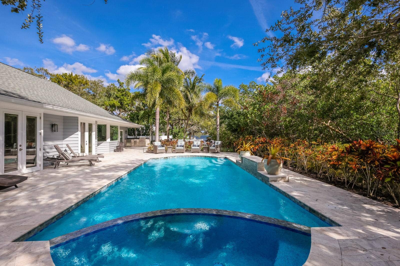 1253 N BASIN LANE, Sarasota, FL 34242 1253 N BASIN LANE, Sarasota, FL 34242