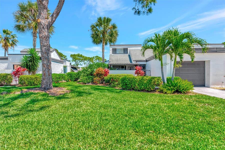 Property photo for 3141 HEATHERWOOD LANE, Sarasota, FL