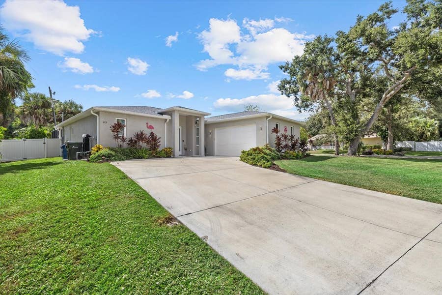 Property photo for 279 AVALON ROAD, Venice, FL