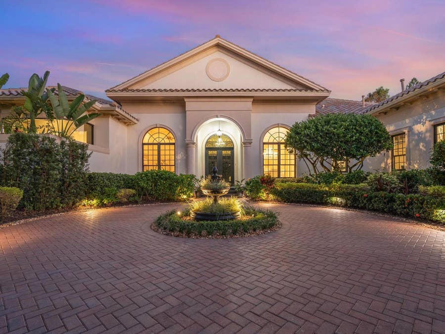 Property photo for 8309 FARINGTON COURT, Bradenton, FL