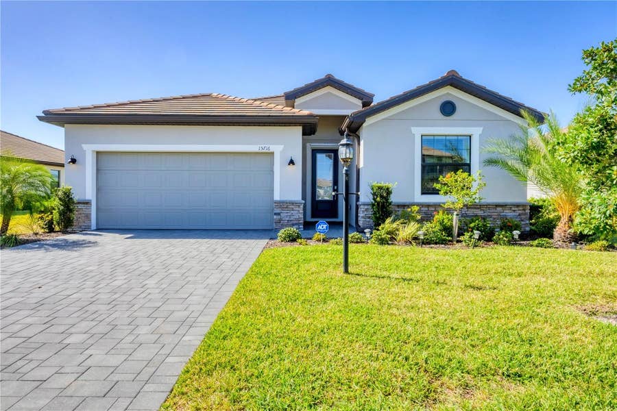 Property photo for 15716 BAREFOOT BEACH DRIVE, Bradenton, FL
