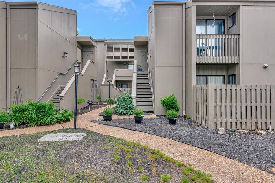 Property photo for 232 WOODLAND DRIVE, #232, Osprey, FL