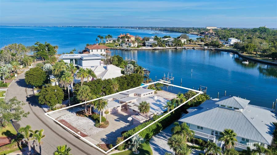 Property photo for 355 S SHORE DRIVE, Sarasota, FL