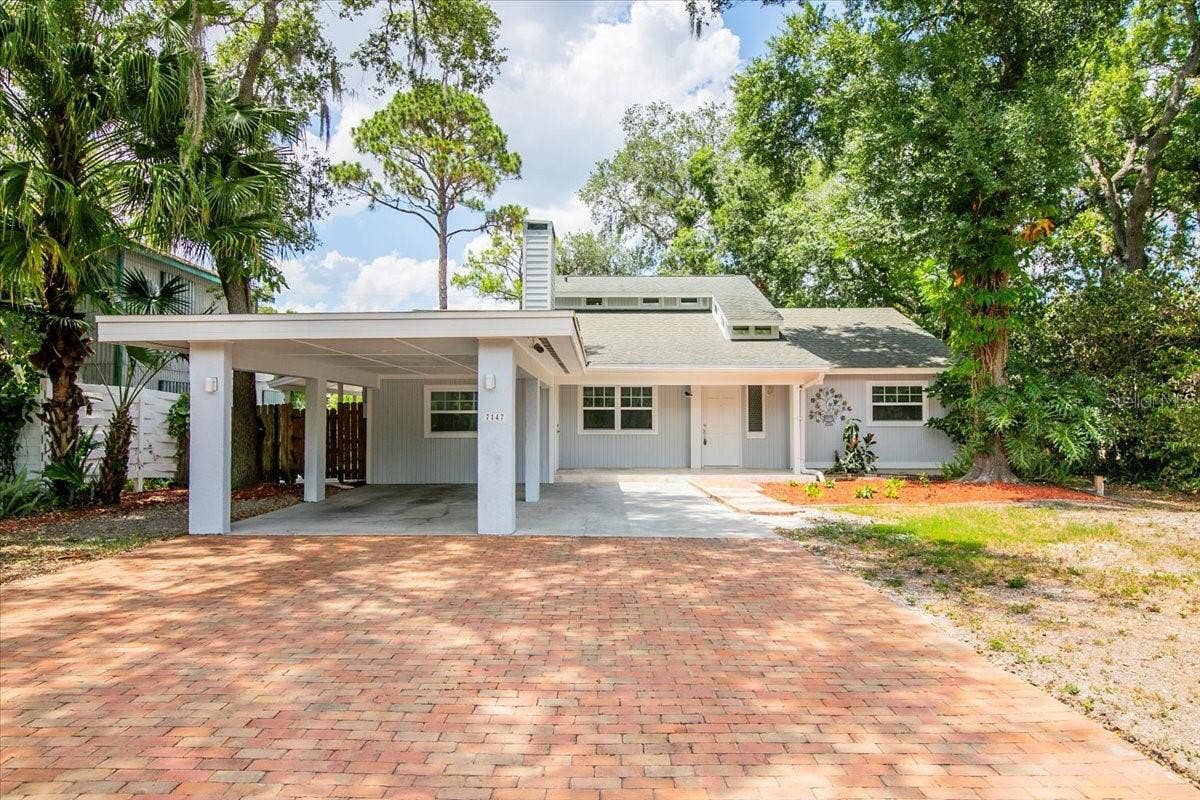 7147 LAGO STREET, Sarasota, FL 34241 7147 LAGO STREET, Sarasota, FL 34241
