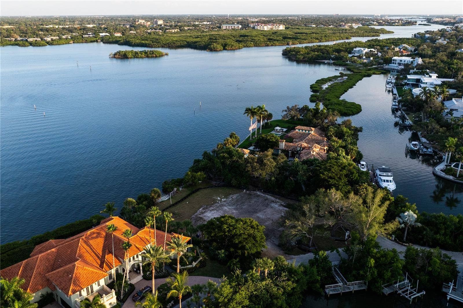 1290 HIDDEN HARBOR WAY, Sarasota, FL 34242 Unobstructed bay view lot