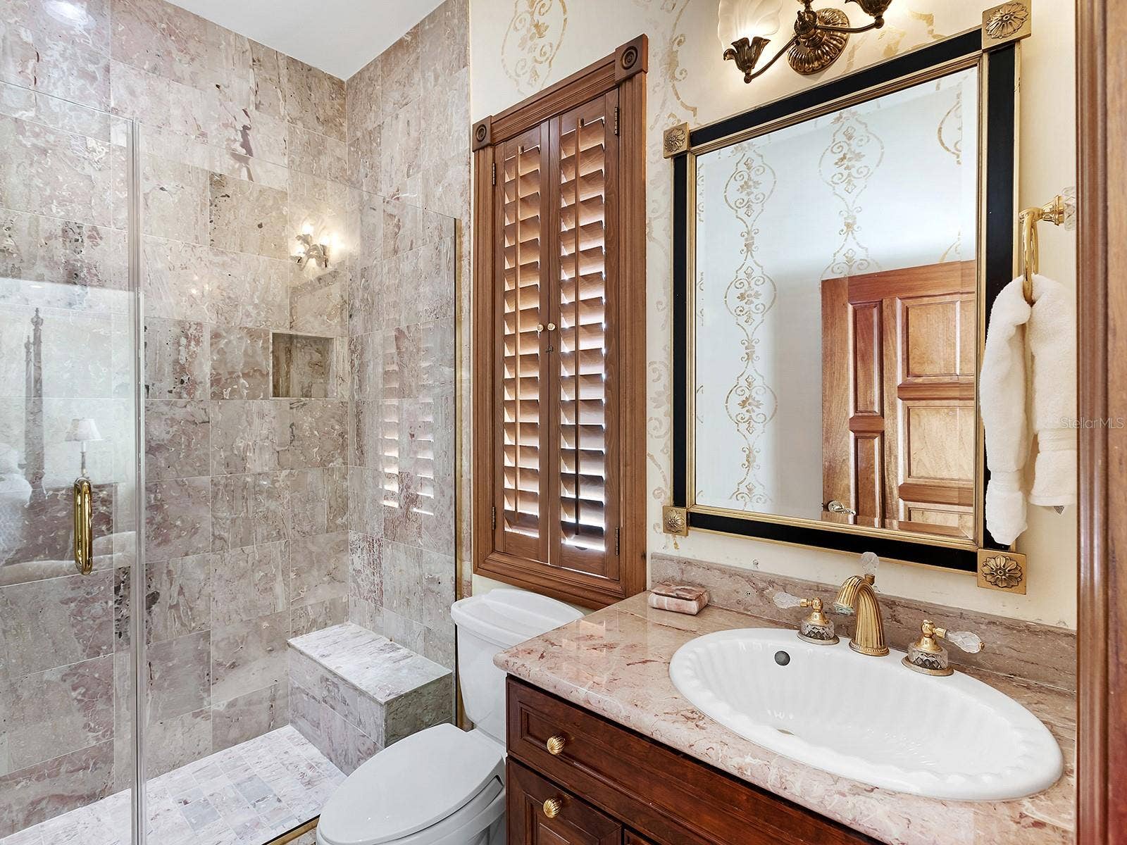 1310 S LAKE SHORE DRIVE, Sarasota, FL 34231 1310 S LAKE SHORE DRIVE, Sarasota, FL 34231