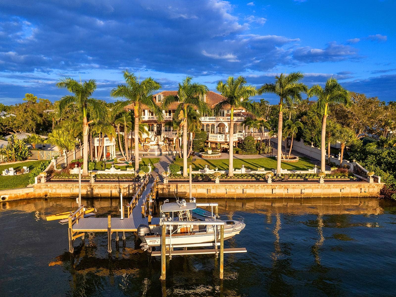 1310 S LAKE SHORE DRIVE, Sarasota, FL 34231 1310 S LAKE SHORE DRIVE, Sarasota, FL 34231